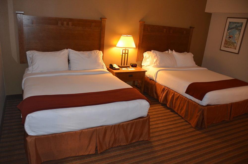 Holiday Inn Express & Suites Donegal By Ihg Exterior foto